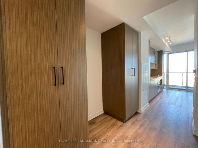 1818 - 20 Edward St, Condo with 1 bedrooms, 1 bathrooms and 0 parking in Toronto ON | Image 18