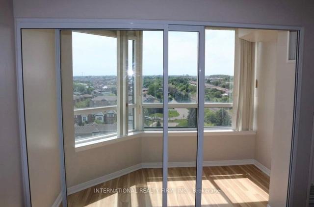 1010 - 135 Hillcrest Ave, Condo with 2 bedrooms, 2 bathrooms and 1 parking in Mississauga ON | Image 10
