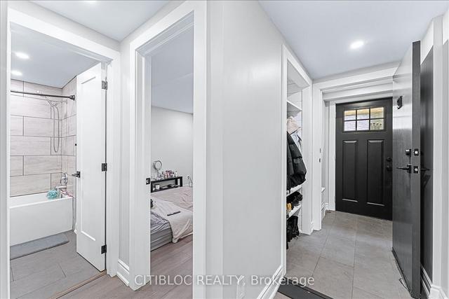 294 Gerrard St E, House detached with 9 bedrooms, 8 bathrooms and 4 parking in Toronto ON | Image 16
