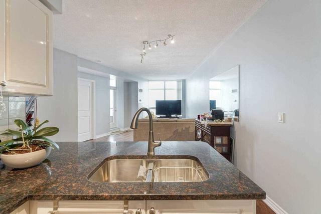 901 - 9225 Jane St, Condo with 1 bedrooms, 1 bathrooms and 1 parking in Vaughan ON | Image 3