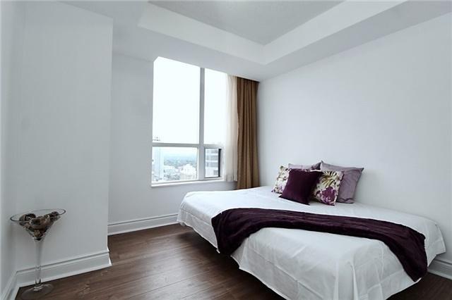 2804 - 10 Northtown Way, Condo with 2 bedrooms, 2 bathrooms and 1 parking in Toronto ON | Image 13