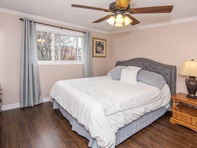 98 Rushmore Cres, House attached with 3 bedrooms, 2 bathrooms and 3 parking in Brampton ON | Image 7