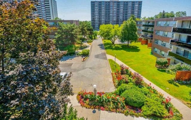 417 - 40 Sunrise Ave, Condo with 3 bedrooms, 1 bathrooms and 1 parking in Toronto ON | Image 18