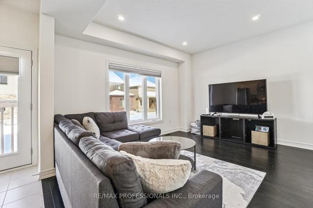 26 Shipley Ave, House semidetached with 3 bedrooms, 3 bathrooms and 2 parking in Collingwood ON | Image 6