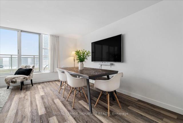 ph1212 - 222 The Esplanade, Condo with 2 bedrooms, 2 bathrooms and 0 parking in Toronto ON | Image 22
