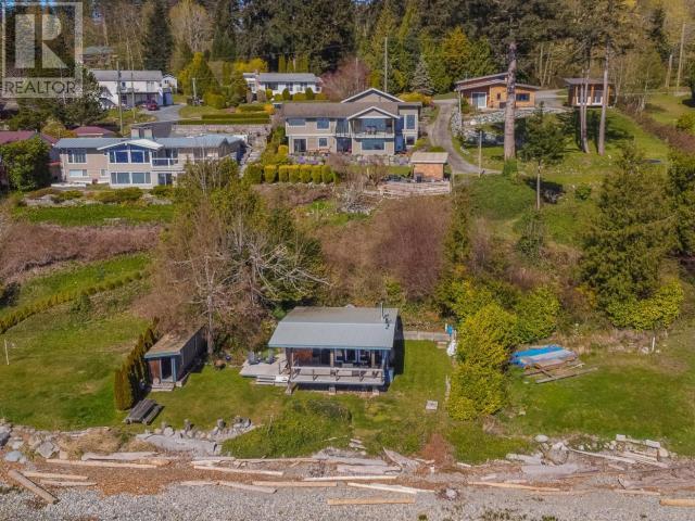 8863 Stark Road, House detached with 4 bedrooms, 2 bathrooms and 3 parking in Powell River B BC | Image 61