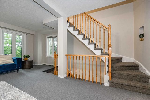 1 - 302 College Ave, Townhouse with 3 bedrooms, 2 bathrooms and 2 parking in Guelph ON | Image 14