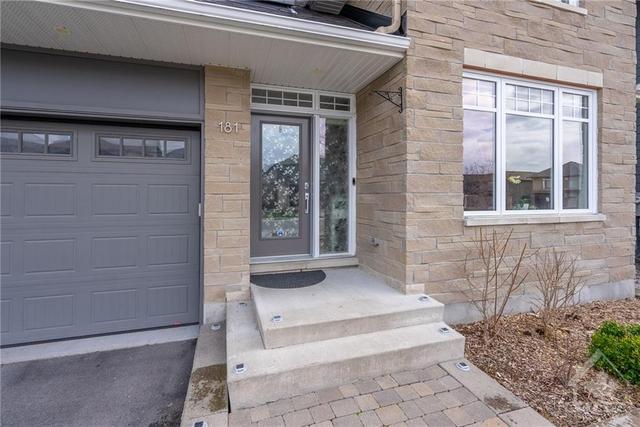 181 Avro Circle, House detached with 5 bedrooms, 6 bathrooms and 6 parking in Ottawa ON | Image 2