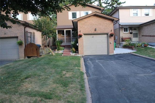 23 Blossom Ave, House detached with 3 bedrooms, 2 bathrooms and 5 parking in Brampton ON | Image 12