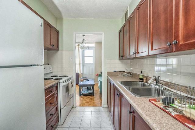 511 - 45 Southport St, Condo with 2 bedrooms, 2 bathrooms and 1 parking in Toronto ON | Image 3