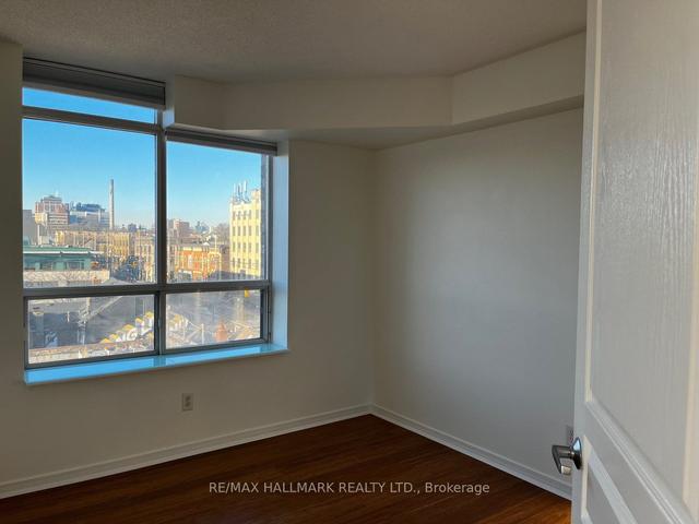604 - 140 Bathurst St, Condo with 2 bedrooms, 1 bathrooms and 1 parking in Toronto ON | Image 20