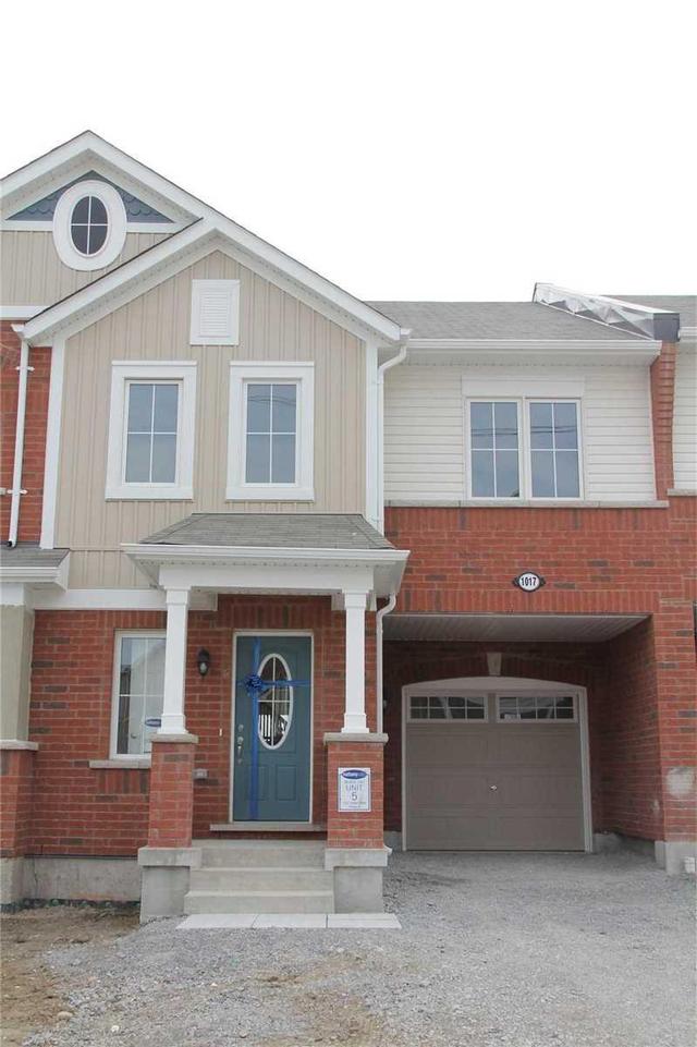 1017 Cameo St, House attached with 3 bedrooms, 3 bathrooms and 2 parking in Pickering ON | Image 1