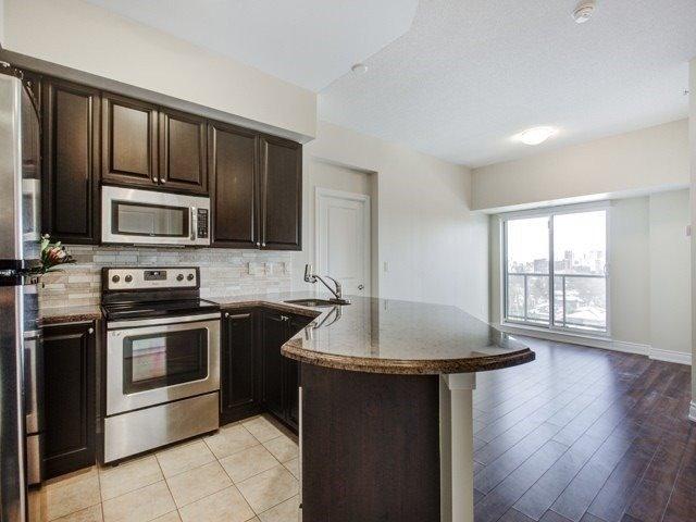 805 - 760 Sheppard Ave W, Condo with 2 bedrooms, 2 bathrooms and 1 parking in Toronto ON | Image 4