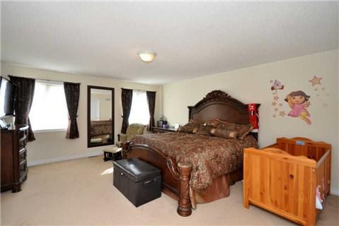 3328 Chief Mbulu Way, House detached with 4 bedrooms, 5 bathrooms and 2 parking in Mississauga ON | Image 11