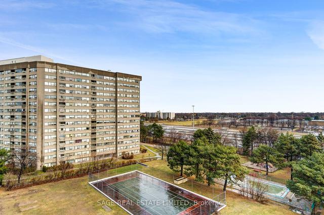 820 - 451 The West Mall, Condo with 1 bedrooms, 1 bathrooms and 1 parking in Toronto ON | Image 17