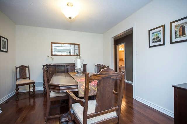 5 Craigleigh Cres, Townhouse with 4 bedrooms, 3 bathrooms and 1 parking in Brampton ON | Image 10