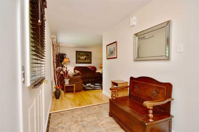 688 Bayview Dr, House detached with 3 bedrooms, 2 bathrooms and 6 parking in Midland ON | Image 8