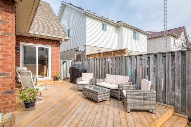 601 Longworth Ave, House detached with 3 bedrooms, 4 bathrooms and 3 parking in Clarington ON | Image 30