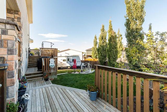 355 Mt Sunburst Way W, House detached with 5 bedrooms, 4 bathrooms and 4 parking in Lethbridge AB | Image 4