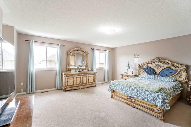54 Fairhill Ave, House detached with 5 bedrooms, 6 bathrooms and 6 parking in Brampton ON | Image 15