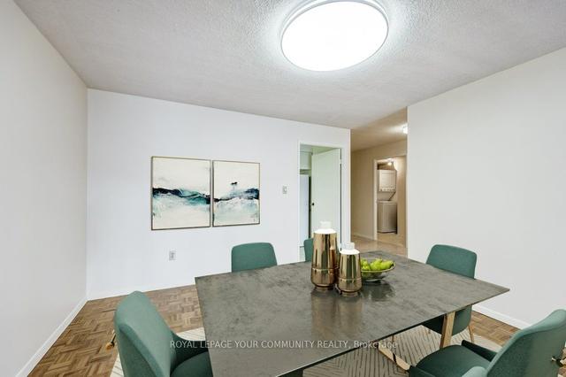 305 - 188 Spadina Ave, Condo with 2 bedrooms, 2 bathrooms and 1 parking in Toronto ON | Image 9