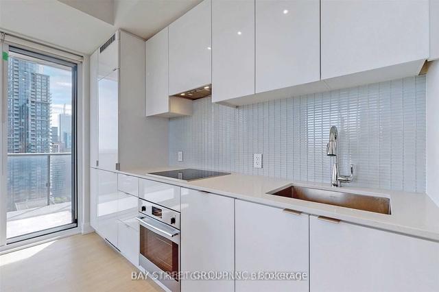 2910 - 7 Grenville St, Condo with 1 bedrooms, 1 bathrooms and 0 parking in Toronto ON | Image 32