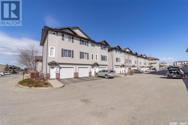 119 - 4601 Child Avenue, House attached with 3 bedrooms, 2 bathrooms and null parking in Regina SK | Image 2