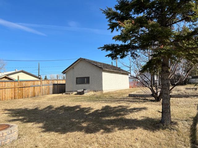 5005 47 Street, House detached with 2 bedrooms, 1 bathrooms and 2 parking in Valleyview AB | Image 35