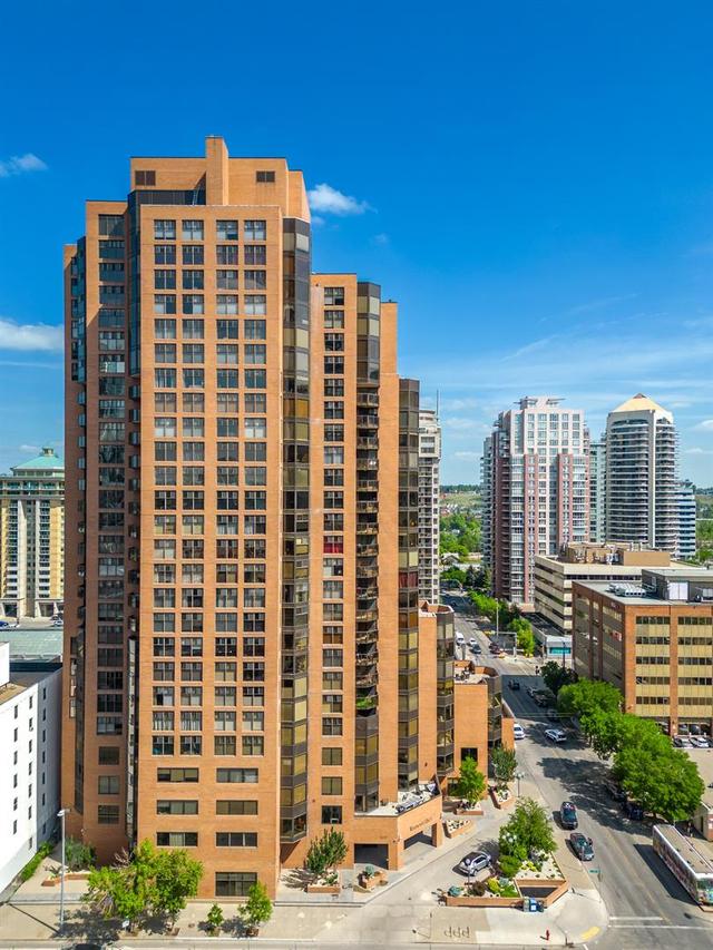 1601 - 1100 8 Avenue Sw, Condo with 2 bedrooms, 2 bathrooms and 1 parking in Calgary AB | Image 34