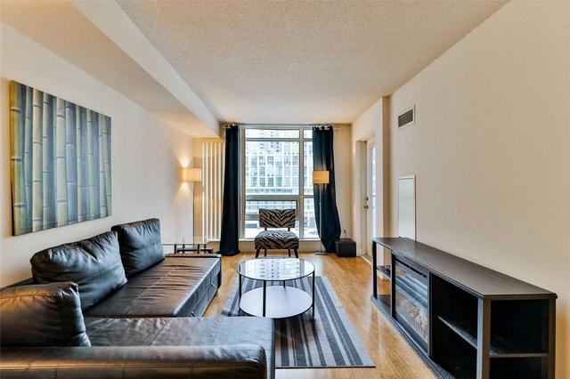 820 - 20 Blue Jays Way, Condo with 1 bedrooms, 1 bathrooms and 1 parking in Toronto ON | Image 11