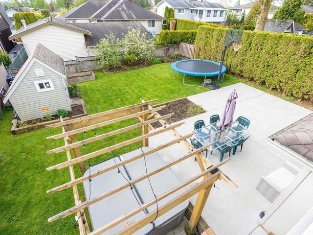 26992 25a Avenue, House detached with 6 bedrooms, 4 bathrooms and 6 parking in Langley BC | Image 36