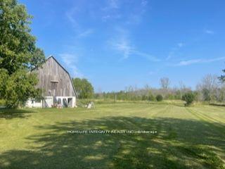 2434 County Rd 15, House detached with 2 bedrooms, 2 bathrooms and 10 parking in Prince Edward County ON | Image 7
