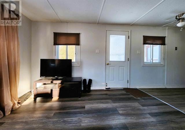 150 Burnside Dr # 7, Home with 2 bedrooms, 1 bathrooms and null parking in Kirkland Lake ON | Image 6