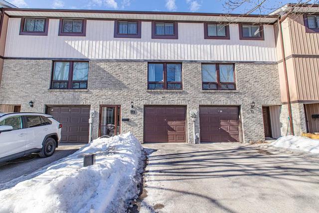 th 12 - 221 Ormond Dr, Townhouse with 3 bedrooms, 2 bathrooms and 2 parking in Oshawa ON | Image 1