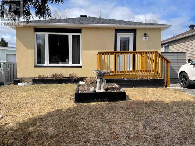 154 Taylor Blvd, House detached with 3 bedrooms, 2 bathrooms and null parking in Elliot Lake ON | Image 39