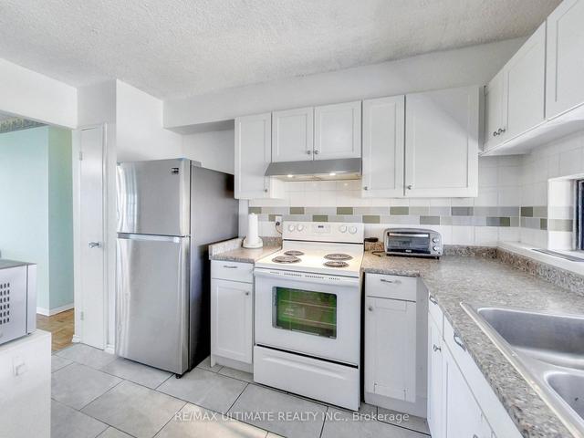 525 - 4673 Jane St, Condo with 2 bedrooms, 1 bathrooms and 1 parking in Toronto ON | Image 6