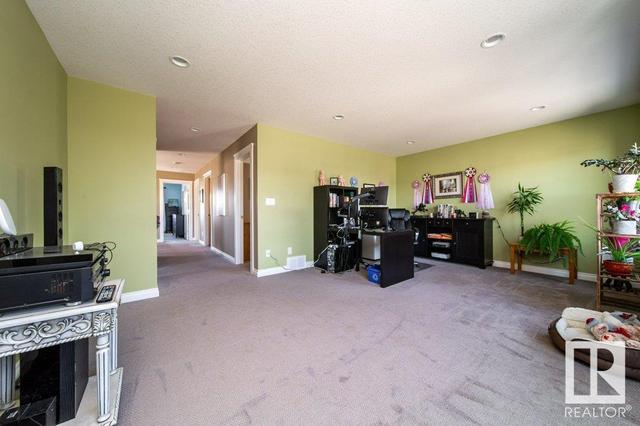 17963 78 St Nw, House detached with 4 bedrooms, 3 bathrooms and 4 parking in Edmonton AB | Image 25