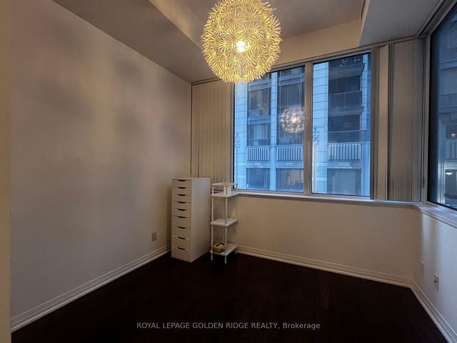 207 - 8 Mercer St, Condo with 1 bedrooms, 1 bathrooms and 0 parking in Toronto ON | Image 2