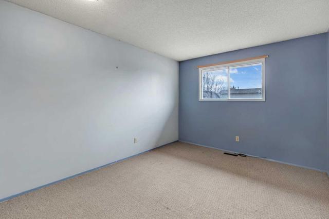 10 Falwood Crescent Ne, Home with 2 bedrooms, 1 bathrooms and 1 parking in Calgary AB | Image 24