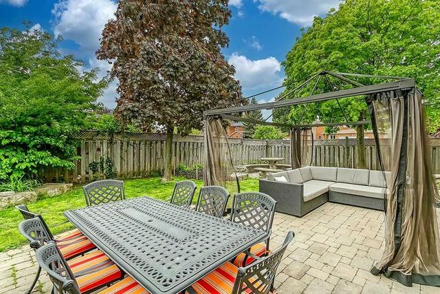 467 Hedgerow Lane, House detached with 4 bedrooms, 5 bathrooms and 4 parking in Oakville ON | Image 33