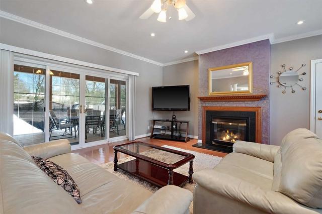 40 Autumn Dr, House detached with 3 bedrooms, 4 bathrooms and 12 parking in Caledon ON | Image 4