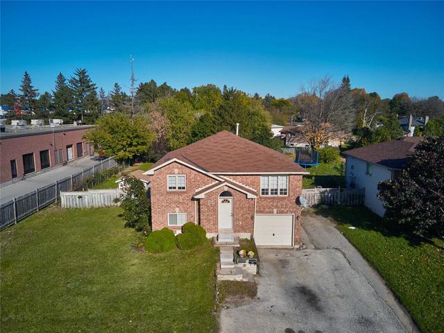 335 St Vincent St, House detached with 3 bedrooms, 2 bathrooms and 5 parking in Barrie ON | Image 22