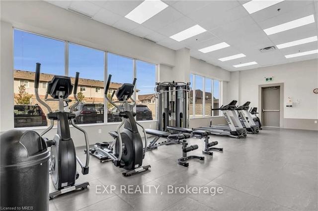 1008 - 550 North Service Rd, Condo with 1 bedrooms, 1 bathrooms and 1 parking in Grimsby ON | Image 2
