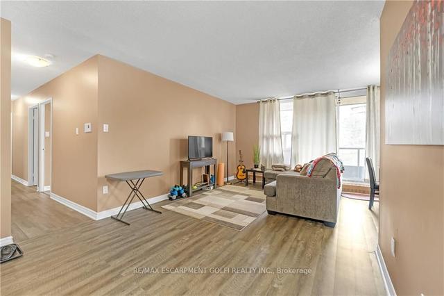 402 - 1966 Main St W, Condo with 3 bedrooms, 2 bathrooms and 1 parking in Hamilton ON | Image 29