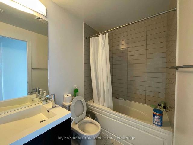 2602 - 199 Richmond St W, Condo with 2 bedrooms, 2 bathrooms and 1 parking in Toronto ON | Image 7