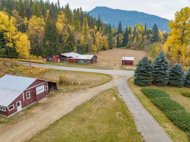 120 Rosebud Lake Road, House detached with 2 bedrooms, 1 bathrooms and null parking in Central Kootenay G BC | Image 13