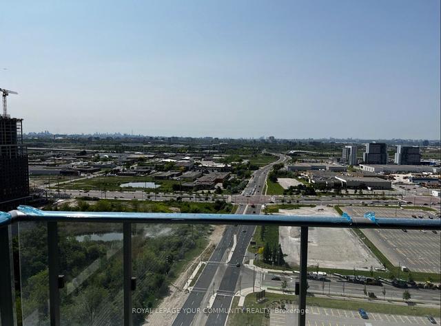 2612 - 7890 Jane St, Condo with 2 bedrooms, 2 bathrooms and 1 parking in Vaughan ON | Image 9