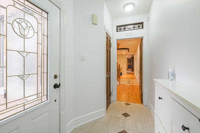 178 Bedford Park Ave, House semidetached with 3 bedrooms, 3 bathrooms and 1 parking in Toronto ON | Image 34