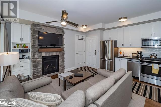 1869 Muskoka Road 118 W Unit# Btv W101 A&B, Condo with 2 bedrooms, 2 bathrooms and 1 parking in Muskoka Lakes ON | Image 9