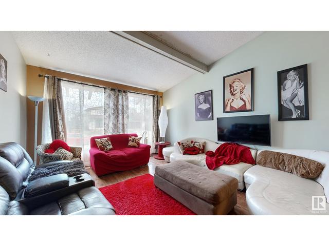 17923 87a Av Nw, House detached with 5 bedrooms, 3 bathrooms and null parking in Edmonton AB | Image 2